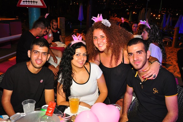 Saturday Night At Edde Sands